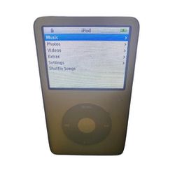 Apple iPod classic 5th Generation White (60 GB) Works Great-