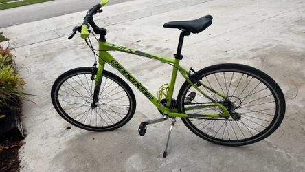 Cannondale Quick 5 Large Hybrid bike 700c bicycle 21 speed commuter