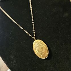 Vintage Art Nouveau Locket Pendant