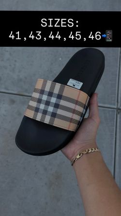 BURBERRY SLIDES