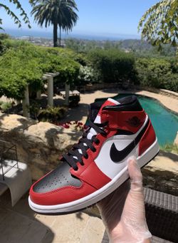 Jordan 1 Chicago Toe Mid IN HAND AUTHENTIC SIZES 7.5-9