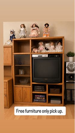 Free entertainment center