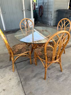 Wicker table and 4 chairs