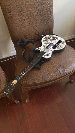 Wii Guitar Hero 3 game and guitar