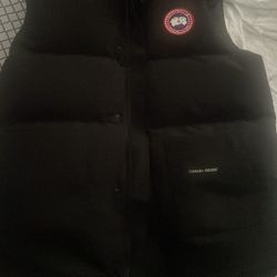 Canda Goose Vest