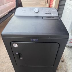 Maytag matte black electric dryer 