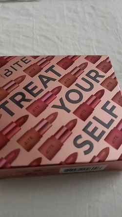 Bite Beauty Creamy Color 4 Piece Mini Amuse Bouche Supercharged Lipstick Set