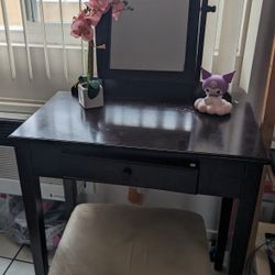 Small Vanity With Stool