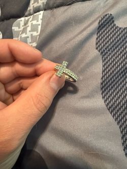 Cross diamond ring  9 / 13 / 2026