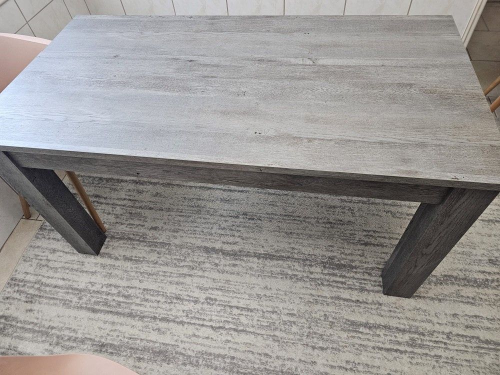 Brand New Dinner Table Was $600