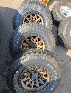 Rines 17x9 Nuevos Con Llantas Bfgoodrich ko2 285 70 17