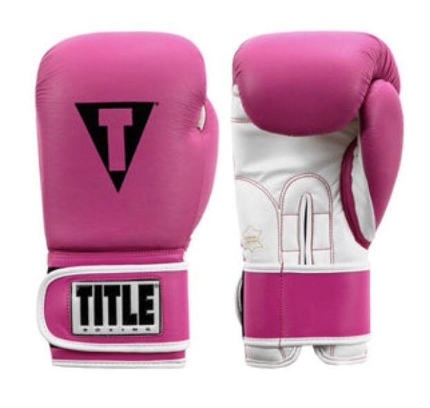 TITLE Boxing Pro Style Leather Gloves