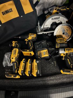 Power tool bundle