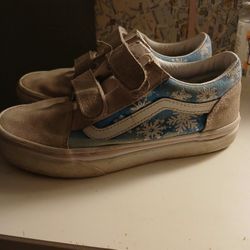 Girl Snowflake Vans Size 2.0 