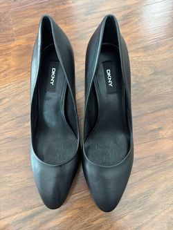 DKNY Black Pointed-Toe Block Heel Pumps