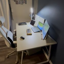 IKEA DESK
