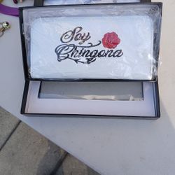 Chingona Wallet