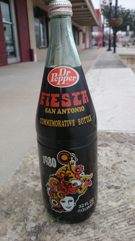 Vintage bottle, Dr Pepper, commemorative bottle, San Antonio, Fiesta