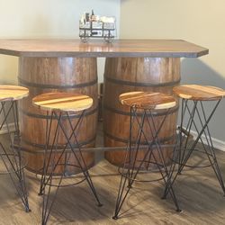 Wood Barrel Bar Table With 4 Stools