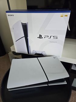 Sony Playstation 5 Disc Version + Two Controllers