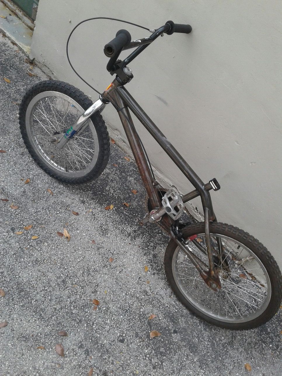 1998 00 S M Bikes Kris Bennett Frame Mid School Vintage Bmx Bike For Sale In Fort Lauderdale Fl Offerup 1998 00 S M Bikes Kris Bennett Frame Mid School Vintage Bmx Bike For Sale In Fort Lauderdale Fl Offerup
