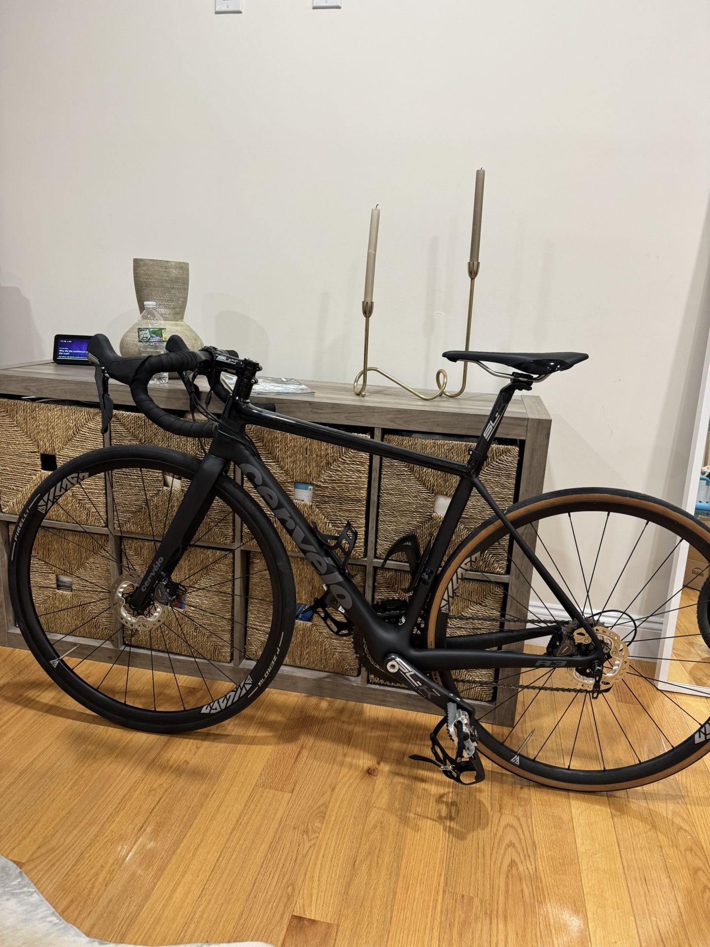 Cervélo R3 Disc Ultegra – 51cm – Excellent Condition