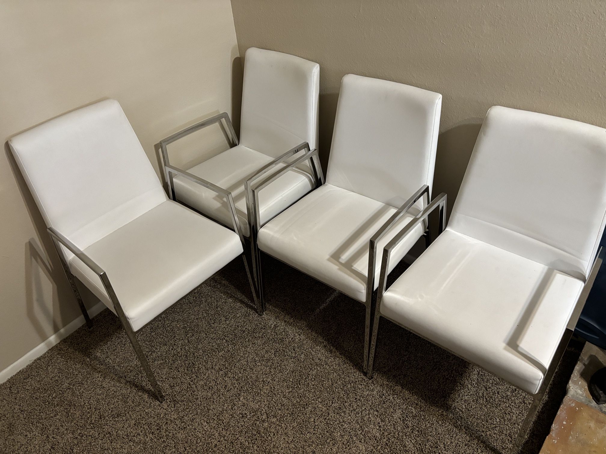 Set Of 4 White Calligaris Chairs