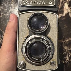 120 medium format film camera yashica-A