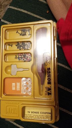 PICAM 1970's vintage button fastener.