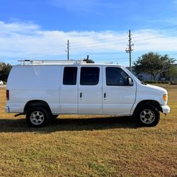 2003 Ford E-350