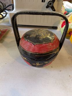 Chinese basket