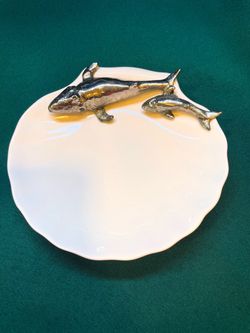 Lovely Everly Quinn white ceramic shell dish with pewter whales