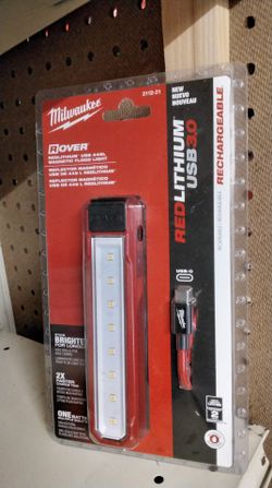 MILWAUKEE REDLITHIUM USB 445L MAGNETIC FLOOD LIGHT RECHARGEABLE