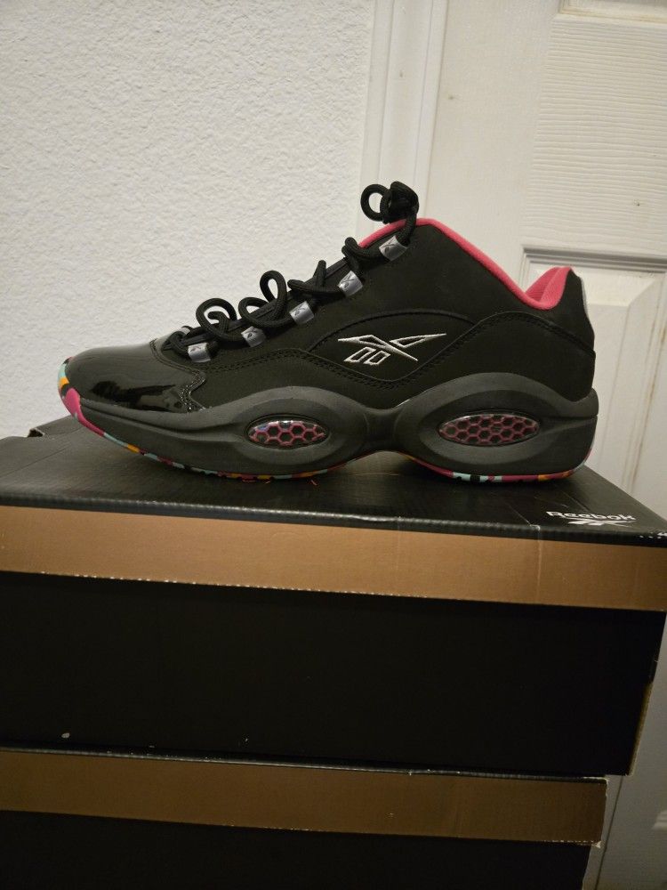 Allen Iverson -Reebok Question Mid Basketball Shoes