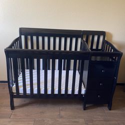 4 in 1 Convertible MINI Crib (PICK-UP ONLY)