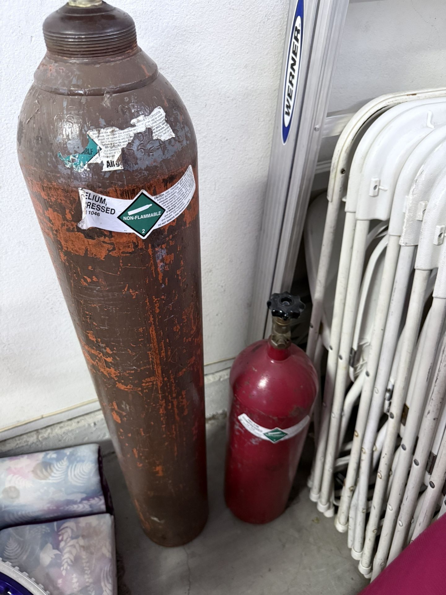 Helium Tank