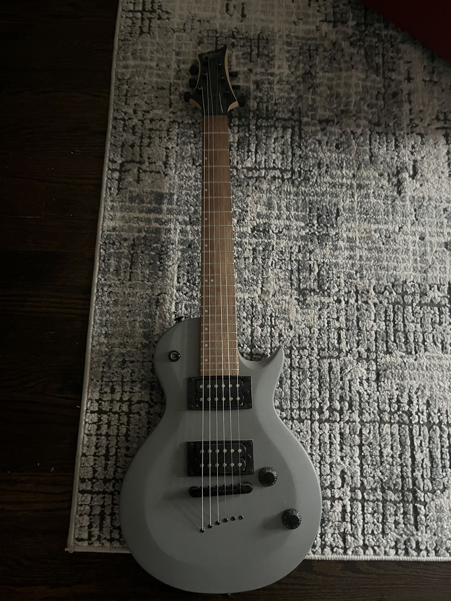mini electric guitar