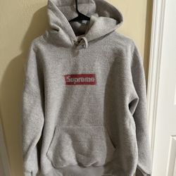 supreme Out Box Logo Hooded Sweatshirt smcint.com