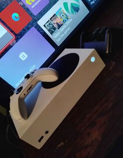 Xbox Series S With Battery Packs
