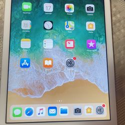 iPad Air 1st 128gb Fully Functional.   Check Pictures.  