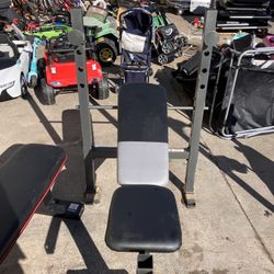 Weight Bench 