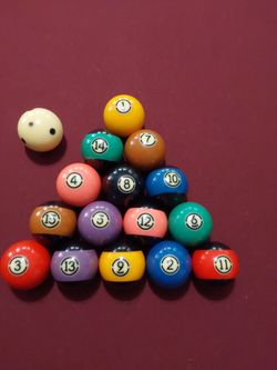 Aramith Tournament Black Billiard Ball Set