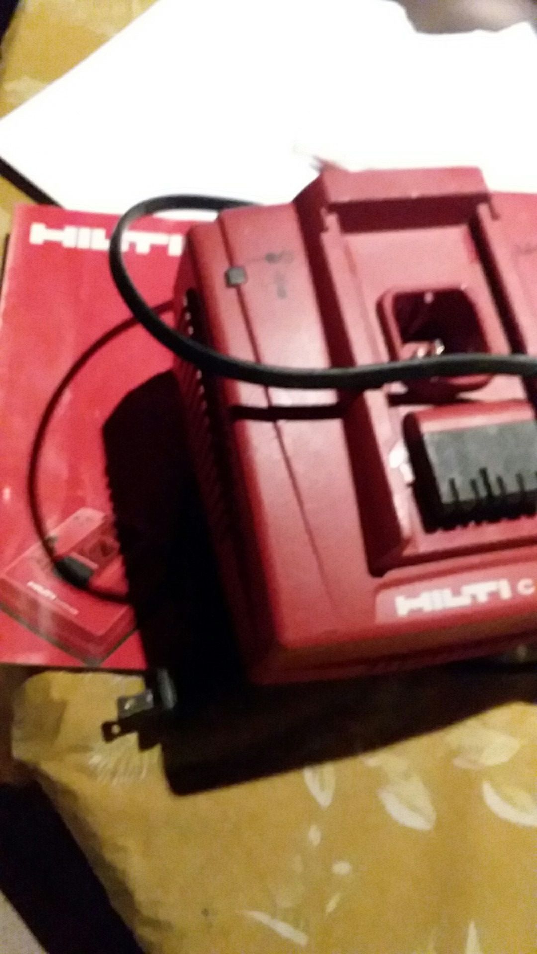 Hilti C4 / 3 6 battery charger