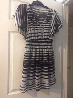 Size S dress euc used once