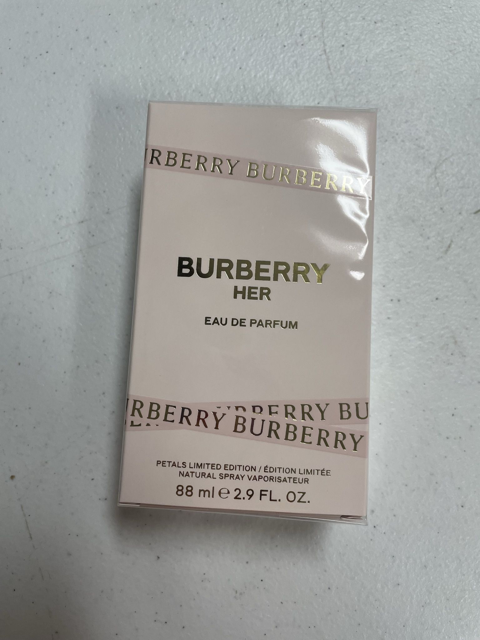 Burberry Her Eau De Parfum Petals Limited Edition
