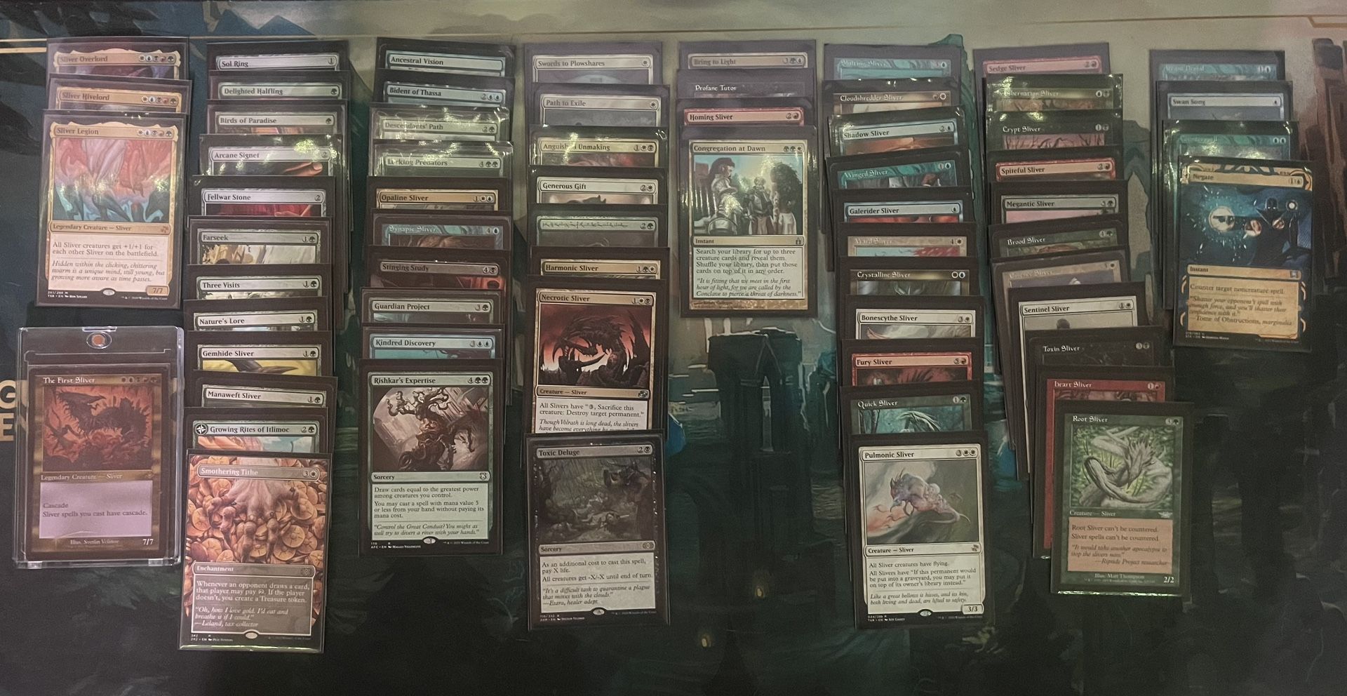 The First Sliver Powerful Sliver Tribal EDH Commander Deck With Dragon Shield Sleeves And Deck Box