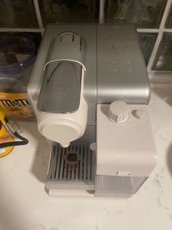 Nespresso Lattissima Touch Coffee Machine