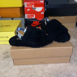 UGG SLIDES !