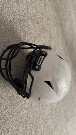 Schutt youth large football helmet