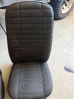 Jeep CJ7 seats
